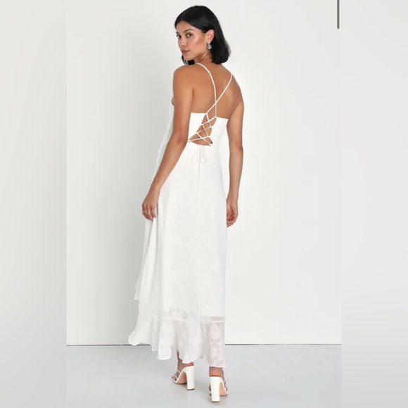 NWT Lulu’s Sweet Aura White Burnout Floral High-Low Maxi Dress - Picture 4 of 8